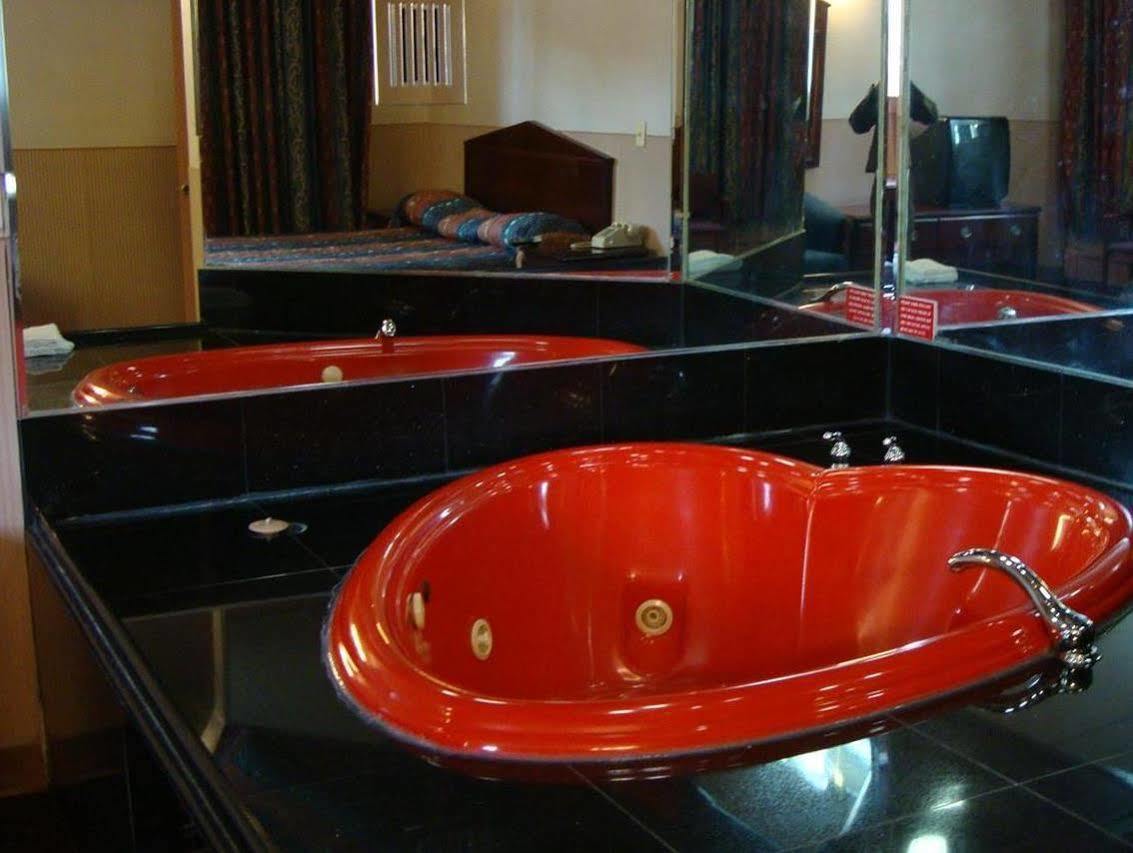 Riviera Motor Inn Brooklyn New York Extérieur photo