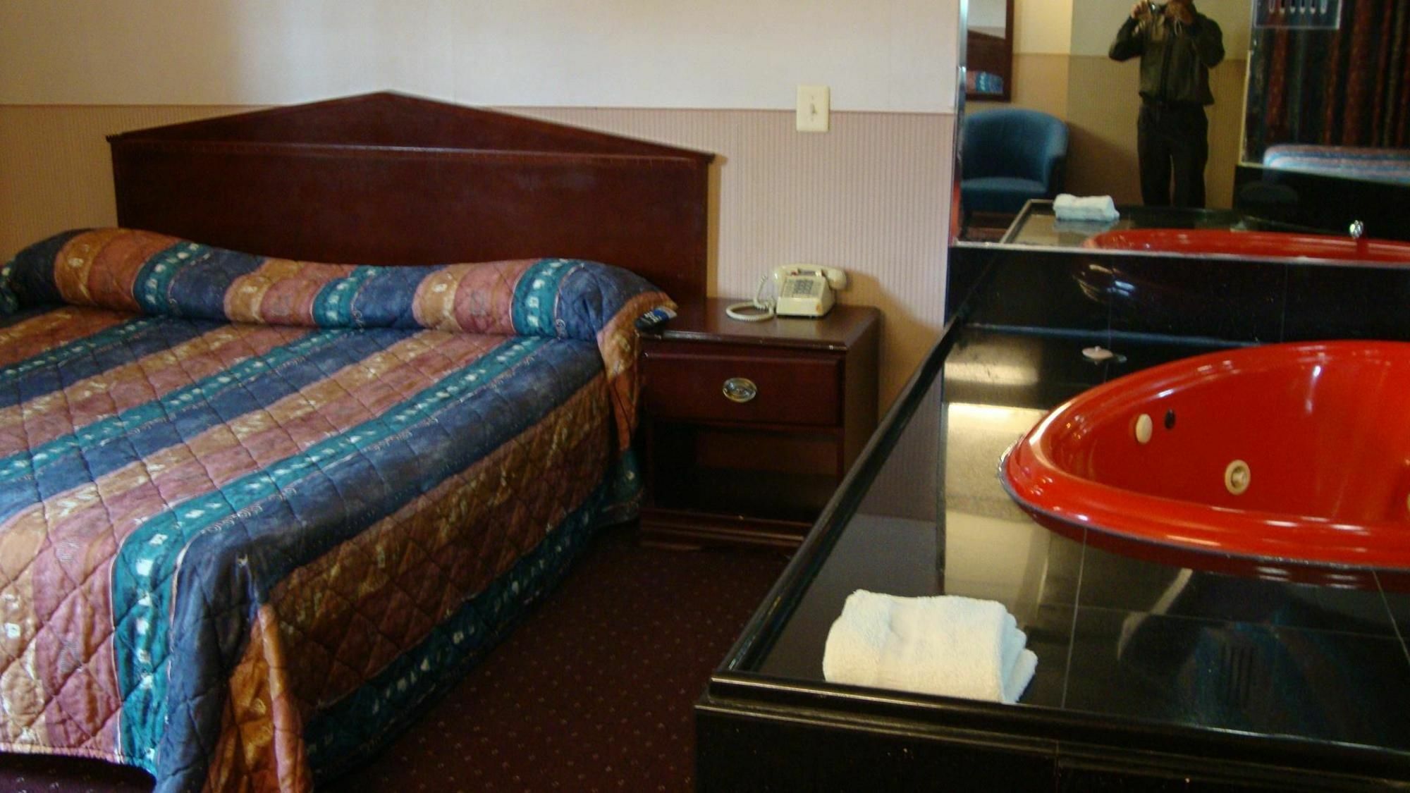 Riviera Motor Inn Brooklyn New York Extérieur photo